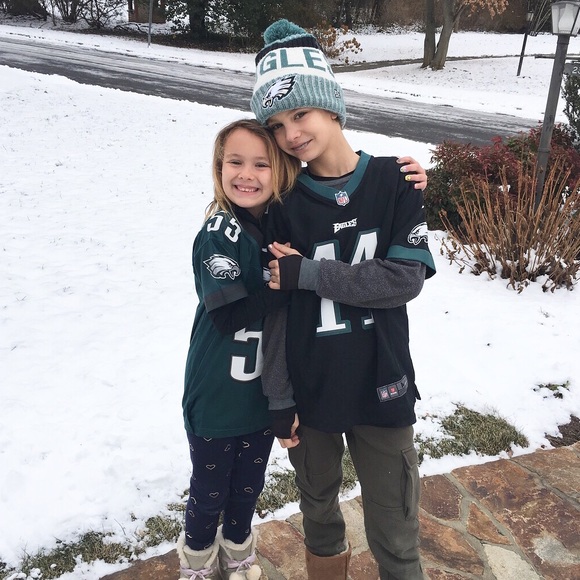 👍🏼I'm a Poshmark Ambassador!👍🏼and SB Champ❗️ - Picture 2 of 7